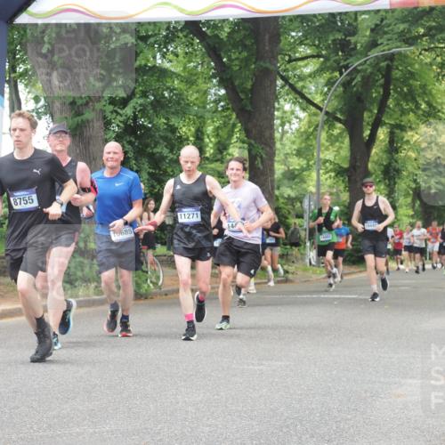 29.06.2025 - hella hamburg halbmarathon KatJ http://msf.ph/oto/8529759 29.06.2025 10:57:08 Zwischen KM18-KM19 2055, 2277, 3834, 3844, 8755 meine-sportfotos.de
