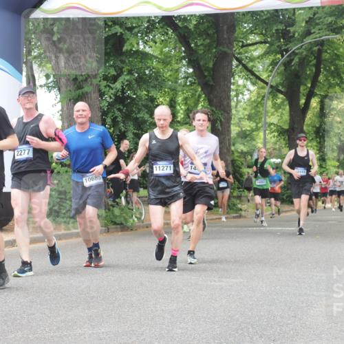 29.06.2025 - hella hamburg halbmarathon KatJ http://msf.ph/oto/8529769 29.06.2025 10:57:08 Zwischen KM18-KM19 2055, 2277, 3834, 3844, 8755 meine-sportfotos.de