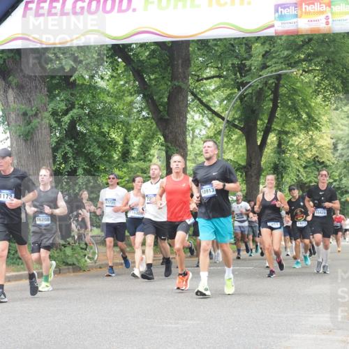 29.06.2025 - hella hamburg halbmarathon KatJ http://msf.ph/oto/8529868 29.06.2025 10:57:17 Zwischen KM18-KM19 1527, 3729, 5845 meine-sportfotos.de