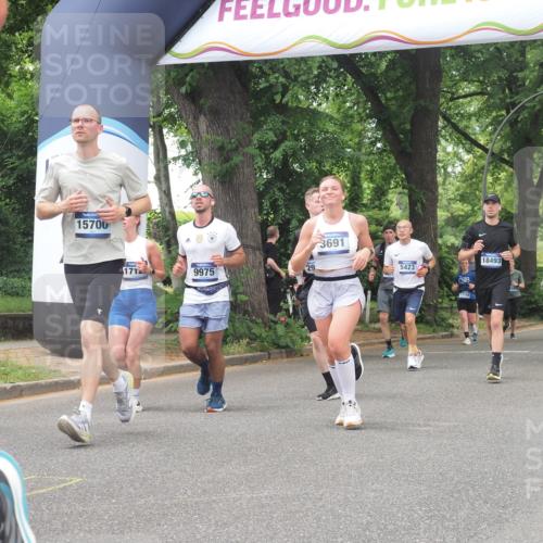 29.06.2025 - hella hamburg halbmarathon KatJ http://msf.ph/oto/8529921 29.06.2025 10:57:23 Zwischen KM18-KM19 1173, 1859, 2990, 3691, 3729, 5423, 7209, 7840 meine-sportfotos.de