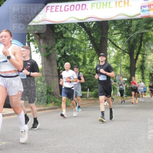 29.06.2025 - hella hamburg halbmarathon KatJ http://msf.ph/oto/8529948 29.06.2025 10:57:24 Zwischen KM18-KM19 1173, 1859, 2990, 3691, 3729, 5423, 7209, 7840 meine-sportfotos.de