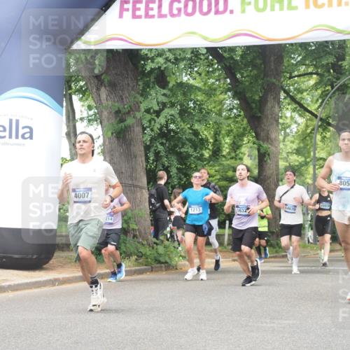 29.06.2025 - hella hamburg halbmarathon KatJ http://msf.ph/oto/8530110 29.06.2025 10:57:37 Zwischen KM18-KM19 1213, 2110, 4007, 8055 meine-sportfotos.de