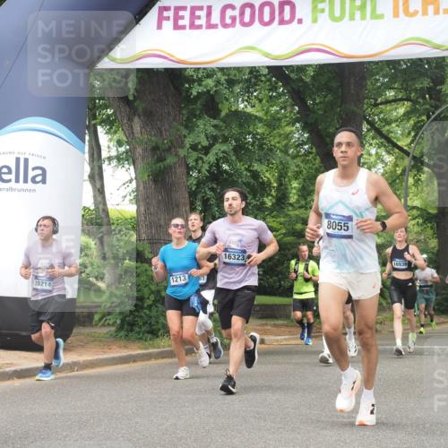 29.06.2025 - hella hamburg halbmarathon KatJ http://msf.ph/oto/8530119 29.06.2025 10:57:38 Zwischen KM18-KM19 1213, 2110, 4007, 7881, 8055 meine-sportfotos.de