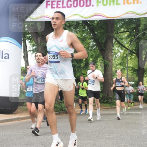 29.06.2025 - hella hamburg halbmarathon KatJ http://msf.ph/oto/8530138 29.06.2025 10:57:39 Zwischen KM18-KM19 1213, 2110, 4007, 7881, 8055 meine-sportfotos.de