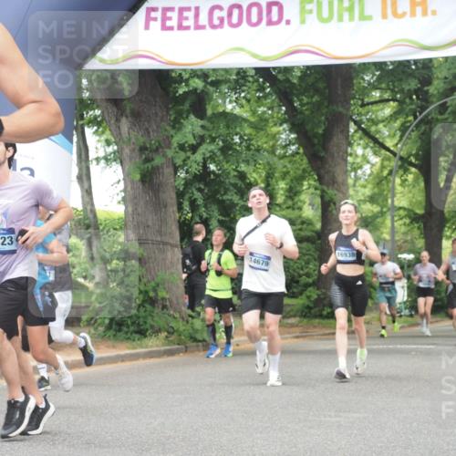 29.06.2025 - hella hamburg halbmarathon KatJ http://msf.ph/oto/8530141 29.06.2025 10:57:39 Zwischen KM18-KM19 1213, 2110, 4007, 7881, 8055 meine-sportfotos.de