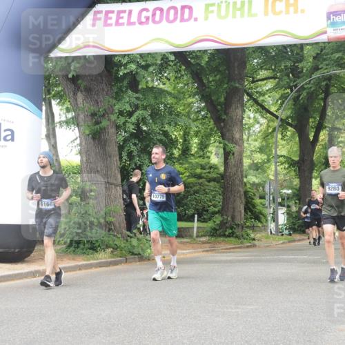 29.06.2025 - hella hamburg halbmarathon KatJ http://msf.ph/oto/8530318 29.06.2025 10:57:51 Zwischen KM18-KM19 3756, 8001 meine-sportfotos.de