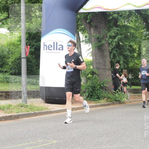 29.06.2025 - hella hamburg halbmarathon KatJ http://msf.ph/oto/8530406 29.06.2025 10:57:57 Zwischen KM18-KM19 6166 meine-sportfotos.de