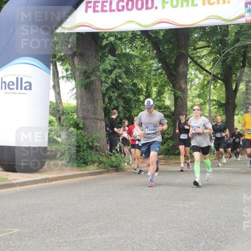 29.06.2025 - hella hamburg halbmarathon KatJ http://msf.ph/oto/8530463 29.06.2025 10:58:01 Zwischen KM18-KM19 1893, 3176, 4394, 7462 meine-sportfotos.de