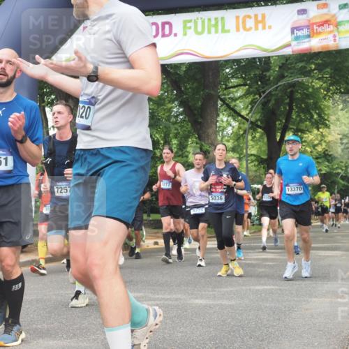 29.06.2025 - hella hamburg halbmarathon KatJ http://msf.ph/oto/8530651 29.06.2025 10:58:14 Zwischen KM18-KM19 1020, 1051, 1981, 3020, 5036, 7017, 7257, 7277, 7809, 7810, 8275 meine-sportfotos.de