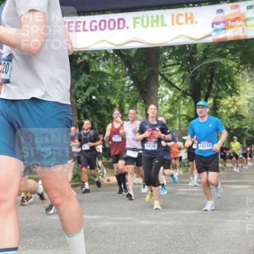 29.06.2025 - hella hamburg halbmarathon KatJ http://msf.ph/oto/8530657 29.06.2025 10:58:14 Zwischen KM18-KM19 1020, 1051, 1981, 3020, 5036, 7017, 7257, 7277, 7809, 7810, 8275 meine-sportfotos.de