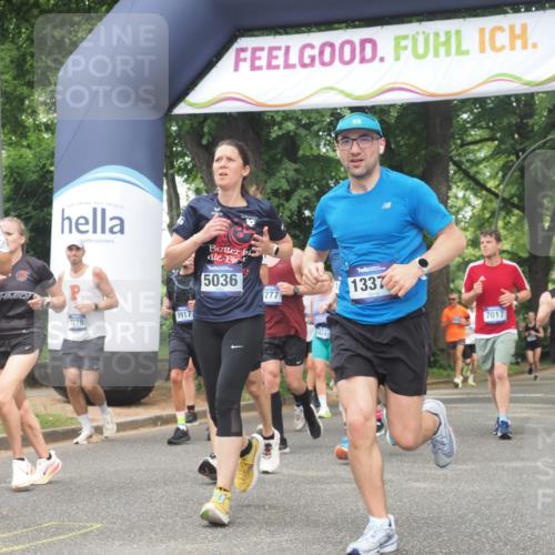 29.06.2025 - hella hamburg halbmarathon KatJ http://msf.ph/oto/8530678 29.06.2025 10:58:16 Zwischen KM18-KM19 1020, 1051, 1981, 3020, 4583, 5036, 7017, 7257, 7277, 7278, 7809, 7810, 8275 meine-sportfotos.de