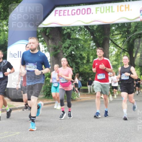 29.06.2025 - hella hamburg halbmarathon KatJ http://msf.ph/oto/8530693 29.06.2025 10:58:17 Zwischen KM18-KM19 1020, 1051, 1981, 3020, 4583, 5036, 7017, 7257, 7277, 7278, 7279, 7809, 8275 meine-sportfotos.de
