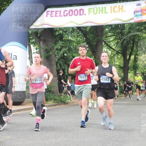 29.06.2025 - hella hamburg halbmarathon KatJ http://msf.ph/oto/8530702 29.06.2025 10:58:17 Zwischen KM18-KM19 1020, 1051, 1981, 3020, 4583, 5036, 7017, 7257, 7277, 7278, 7279, 7809, 8275 meine-sportfotos.de