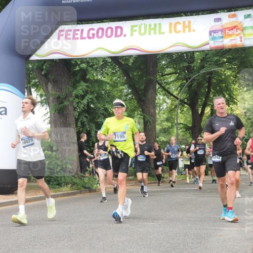 29.06.2025 - hella hamburg halbmarathon KatJ http://msf.ph/oto/8530721 29.06.2025 10:58:22 Zwischen KM18-KM19 1245, 1981, 2721, 4583, 7014, 7017, 7195, 7277, 7278, 7279, 8275 meine-sportfotos.de