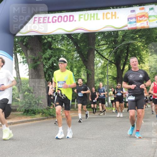 29.06.2025 - hella hamburg halbmarathon KatJ http://msf.ph/oto/8530726 29.06.2025 10:58:22 Zwischen KM18-KM19 1245, 1981, 2721, 4583, 7014, 7017, 7195, 7277, 7278, 7279, 8275 meine-sportfotos.de