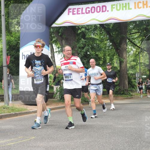 29.06.2025 - hella hamburg halbmarathon KatJ http://msf.ph/oto/8530762 29.06.2025 10:58:29 Zwischen KM18-KM19 1245, 1524, 2309, 2427, 3650, 5069, 7195 meine-sportfotos.de