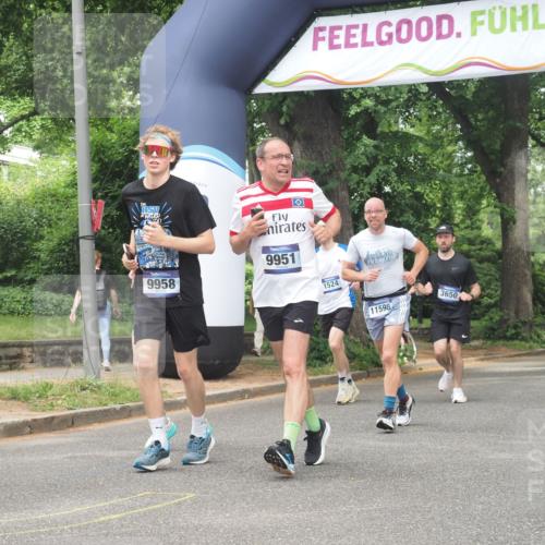 29.06.2025 - hella hamburg halbmarathon KatJ http://msf.ph/oto/8530766 29.06.2025 10:58:29 Zwischen KM18-KM19 1245, 1524, 2309, 2427, 3650, 5069, 7195 meine-sportfotos.de