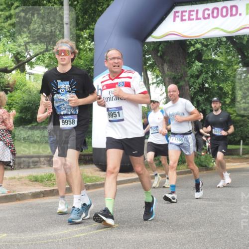 29.06.2025 - hella hamburg halbmarathon KatJ http://msf.ph/oto/8530772 29.06.2025 10:58:30 Zwischen KM18-KM19 1245, 1524, 2309, 2427, 3650, 5069 meine-sportfotos.de