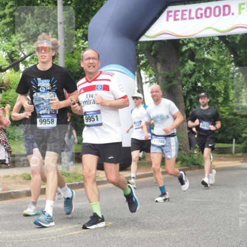 29.06.2025 - hella hamburg halbmarathon KatJ http://msf.ph/oto/8530776 29.06.2025 10:58:30 Zwischen KM18-KM19 1245, 1524, 2309, 2427, 3650, 5069 meine-sportfotos.de