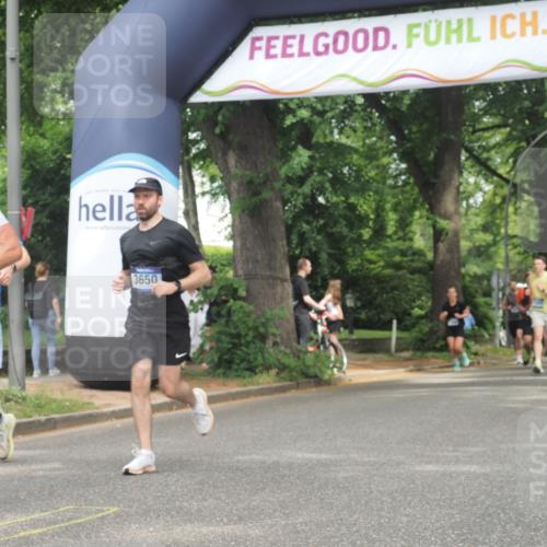 29.06.2025 - hella hamburg halbmarathon KatJ http://msf.ph/oto/8530795 29.06.2025 10:58:31 Zwischen KM18-KM19 1524, 2309, 2427, 3650, 5069 meine-sportfotos.de