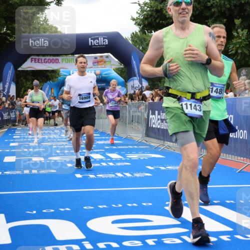 29.06.2025 - hella hamburg halbmarathon Strokosch-Dieckow http://msf.ph/oto/8534024 29.06.2025 10:57:02 Ziel 1485, 2282, 2759, 4261, 4299, 5033, 8669, 11043, 11143, 11212, 11638, 13691, 14139, 14408, 14588, 14678, 15097, 15726, 16470, 16909, 17617, 18208, 18719, 19091 meine-sportfotos.de