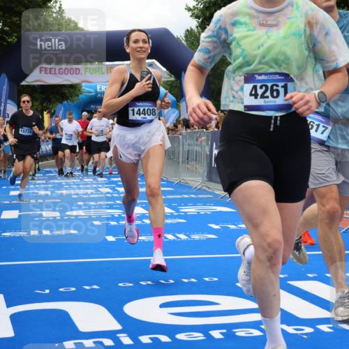 29.06.2025 - hella hamburg halbmarathon Strokosch-Dieckow http://msf.ph/oto/8534038 29.06.2025 10:57:06 Ziel 1387, 1485, 1877, 4167, 4261, 4299, 4940, 9884, 11143, 11612, 11638, 13691, 13750, 14139, 14408, 14588, 15110, 15664, 15726, 16470, 16909, 17617, 17660, 17993, 18208, 18719, 19091, 19184 meine-sportfotos.de