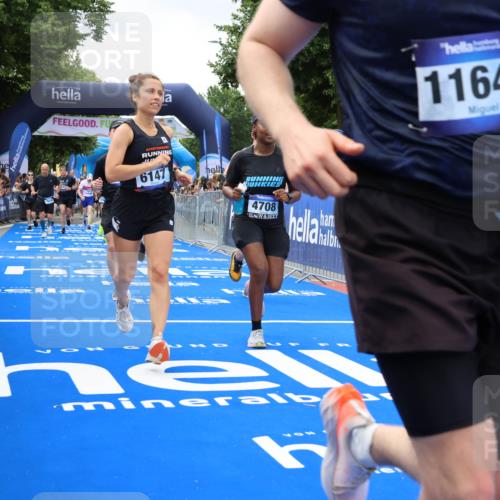 29.06.2025 - hella hamburg halbmarathon Strokosch-Dieckow http://msf.ph/oto/8534260 29.06.2025 10:58:19 Ziel 1595, 4550, 4592, 4708, 4767, 5347, 6104, 6138, 6147, 7476, 9230, 9485, 11645, 11808, 14355, 14631, 15434, 16531, 17415, 18068, 18266, 18891 meine-sportfotos.de
