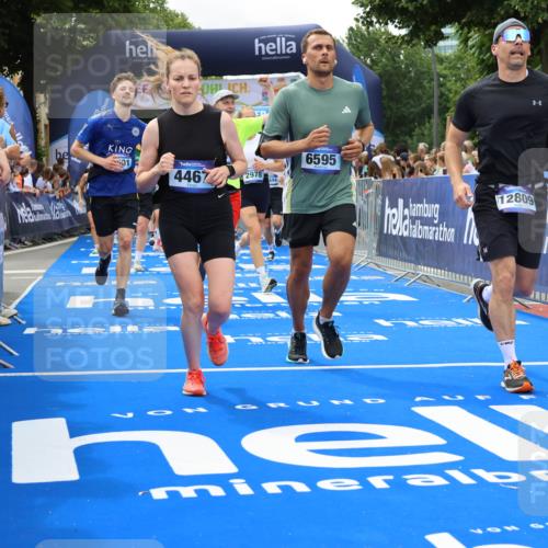 29.06.2025 - hella hamburg halbmarathon Strokosch-Dieckow http://msf.ph/oto/8534370 29.06.2025 10:58:35 Ziel 1319, 2619, 2656, 2978, 3251, 4467, 5341, 6592, 6595, 7082, 7659, 8322, 9316, 10943, 11605, 11846, 12712, 12809, 12862, 12879, 13694, 15197, 16189, 18501, 18556, 18587 meine-sportfotos.de