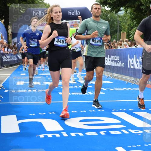 29.06.2025 - hella hamburg halbmarathon Strokosch-Dieckow http://msf.ph/oto/8534376 29.06.2025 10:58:35 Ziel 1319, 2619, 2656, 2978, 3251, 4467, 5341, 6592, 6595, 7082, 7659, 8322, 9316, 10943, 11605, 11846, 12712, 12809, 12862, 12879, 13694, 15197, 16189, 18501, 18556, 18587 meine-sportfotos.de