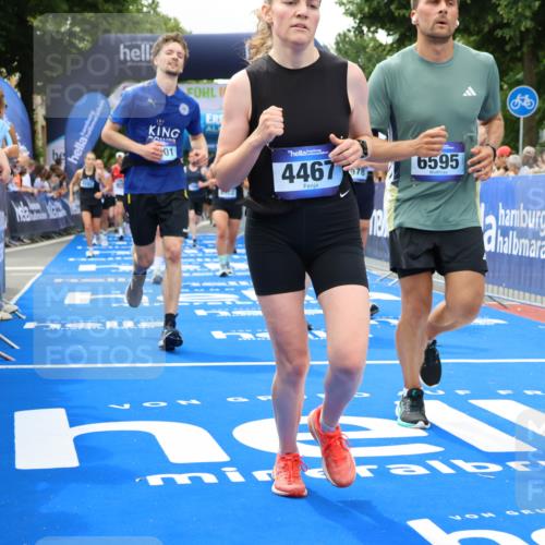 29.06.2025 - hella hamburg halbmarathon Strokosch-Dieckow http://msf.ph/oto/8534389 29.06.2025 10:58:35 Ziel 1319, 2619, 2656, 2978, 3251, 4467, 5341, 6592, 6595, 7082, 7659, 8322, 9316, 10943, 11605, 11846, 12712, 12809, 12862, 12879, 13694, 15197, 16189, 18501, 18556, 18587 meine-sportfotos.de