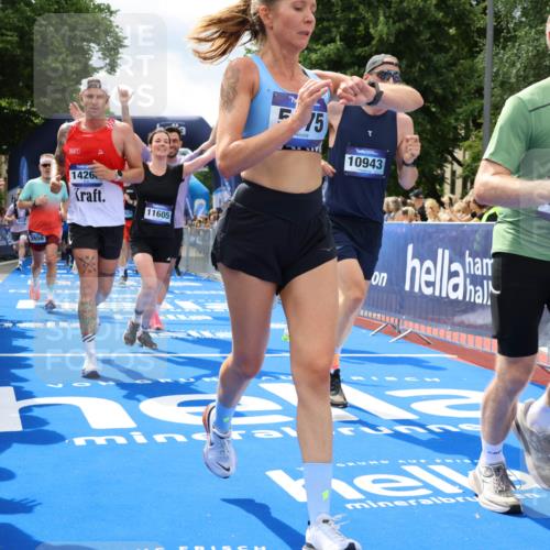 29.06.2025 - hella hamburg halbmarathon Strokosch-Dieckow http://msf.ph/oto/8534467 29.06.2025 10:58:43 Ziel 1319, 2488, 2656, 2840, 3859, 5277, 5675, 6592, 6720, 7659, 8322, 8807, 8929, 10268, 10539, 10943, 11605, 11846, 12862, 13512, 13694, 13880, 14266, 14902, 14965, 15197, 16189, 17405, 17630, 17839, 18232, 18587, 18954 meine-sportfotos.de