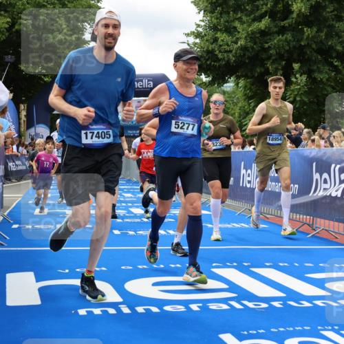 29.06.2025 - hella hamburg halbmarathon Strokosch-Dieckow http://msf.ph/oto/8534534 29.06.2025 10:58:49 Ziel 2159, 2488, 2656, 2840, 3859, 4632, 4833, 5277, 5675, 5885, 6438, 6720, 8807, 8929, 9156, 9353, 10268, 10518, 10539, 10788, 10915, 10943, 11605, 11846, 12734, 12735, 13512, 13654, 13880, 14266, 14673, 14902, 14965, 17405, 17630, 17839, 17931, 18180, 18232, 18954 meine-sportfotos.de