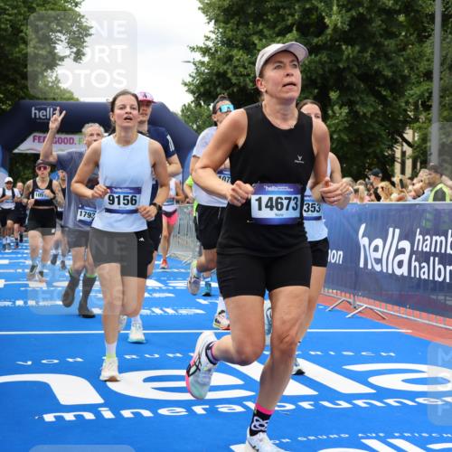 29.06.2025 - hella hamburg halbmarathon Strokosch-Dieckow http://msf.ph/oto/8534571 29.06.2025 10:58:53 Ziel 2159, 2488, 2840, 3859, 4632, 4833, 5277, 5885, 6438, 6720, 6860, 7223, 8807, 9156, 9353, 9835, 10268, 10518, 10539, 10788, 10915, 11935, 12734, 12735, 13654, 14673, 14965, 17405, 17531, 17630, 17810, 17827, 17931, 18180, 18232, 18682, 18833, 18954, 19002, 19003 meine-sportfotos.de