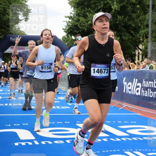 29.06.2025 - hella hamburg halbmarathon Strokosch-Dieckow http://msf.ph/oto/8534573 29.06.2025 10:58:53 Ziel 2159, 2488, 2840, 3859, 4632, 4833, 5277, 5885, 6438, 6720, 6860, 7223, 8807, 9156, 9353, 9835, 10268, 10518, 10539, 10788, 10915, 11935, 12734, 12735, 13654, 14673, 14965, 17405, 17531, 17630, 17810, 17827, 17931, 18180, 18232, 18682, 18833, 18954, 19002, 19003 meine-sportfotos.de