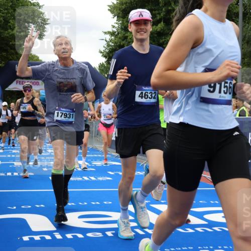 29.06.2025 - hella hamburg halbmarathon Strokosch-Dieckow http://msf.ph/oto/8534577 29.06.2025 10:58:54 Ziel 2159, 2488, 3859, 4632, 4833, 5277, 5885, 6438, 6720, 6860, 7223, 8807, 9156, 9353, 9835, 10268, 10518, 10539, 10788, 10915, 11935, 12734, 12735, 13654, 14673, 14965, 17405, 17531, 17630, 17810, 17827, 17852, 17931, 18180, 18232, 18682, 18833, 18954, 19002, 19003 meine-sportfotos.de