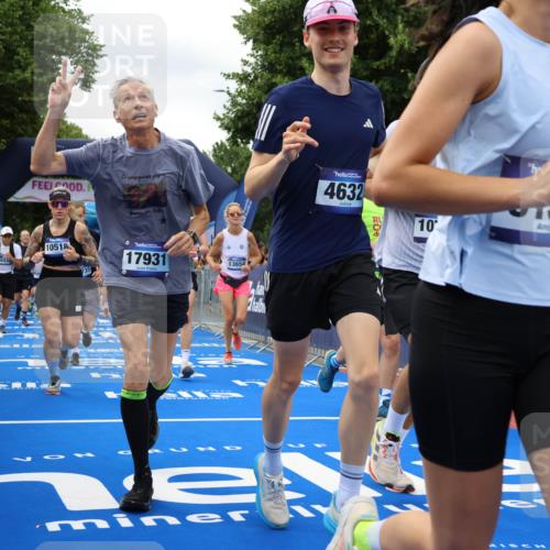 29.06.2025 - hella hamburg halbmarathon Strokosch-Dieckow http://msf.ph/oto/8534579 29.06.2025 10:58:54 Ziel 2159, 2488, 3859, 4632, 4833, 5277, 5885, 6438, 6720, 6860, 7223, 8807, 9156, 9353, 9835, 10268, 10518, 10539, 10788, 10915, 11935, 12734, 12735, 13654, 14673, 14965, 17405, 17531, 17630, 17810, 17827, 17852, 17931, 18180, 18232, 18682, 18833, 18954, 19002, 19003 meine-sportfotos.de