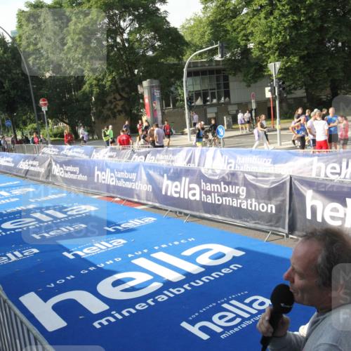 29.06.2025 - hella hamburg halbmarathon Michael Strokosch http://msf.ph/oto/8535196 29.06.2025 08:21:15 Ziel  meine-sportfotos.de