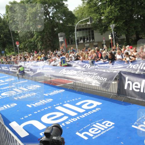 29.06.2025 - hella hamburg halbmarathon Michael Strokosch http://msf.ph/oto/8535435 29.06.2025 10:17:28 Ziel  meine-sportfotos.de