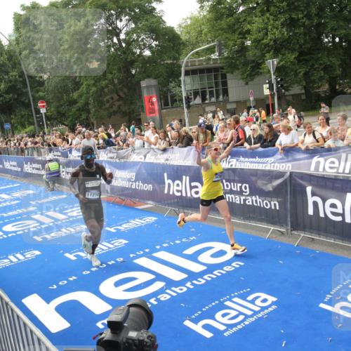 29.06.2025 - hella hamburg halbmarathon Michael Strokosch http://msf.ph/oto/8535544 29.06.2025 10:20:58 Ziel  meine-sportfotos.de
