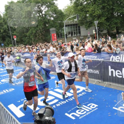 29.06.2025 - hella hamburg halbmarathon Michael Strokosch http://msf.ph/oto/8536544 29.06.2025 10:46:16 Ziel  meine-sportfotos.de