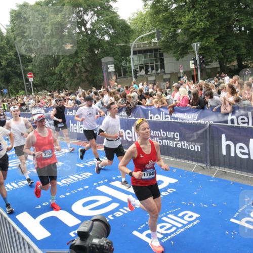 29.06.2025 - hella hamburg halbmarathon Michael Strokosch http://msf.ph/oto/8536880 29.06.2025 10:47:36 Ziel  meine-sportfotos.de