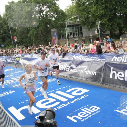 29.06.2025 - hella hamburg halbmarathon Michael Strokosch http://msf.ph/oto/8537548 29.06.2025 10:32:38 Ziel  meine-sportfotos.de