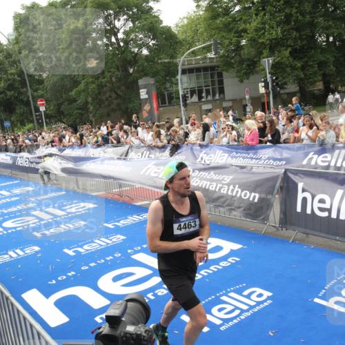 29.06.2025 - hella hamburg halbmarathon Michael Strokosch http://msf.ph/oto/8537675 29.06.2025 10:33:02 Ziel  meine-sportfotos.de