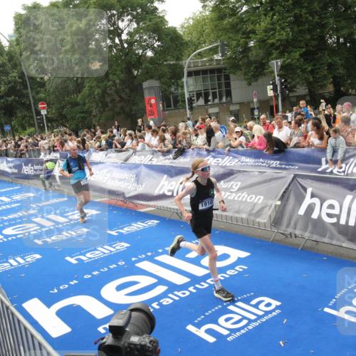 29.06.2025 - hella hamburg halbmarathon Michael Strokosch http://msf.ph/oto/8537748 29.06.2025 10:33:17 Ziel  meine-sportfotos.de