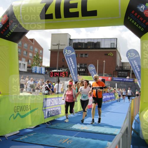 10.08.2025 - GEWOBA Citytriathlon Bremen H.Heesch http://msf.ph/oto/8538681 10.08.2025 11:45:34 Ziel 227 meine-sportfotos.de