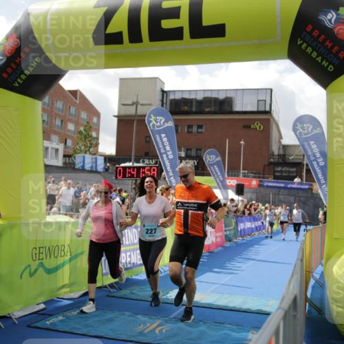 10.08.2025 - GEWOBA Citytriathlon Bremen H.Heesch http://msf.ph/oto/8538686 10.08.2025 11:45:35 Ziel 227 meine-sportfotos.de
