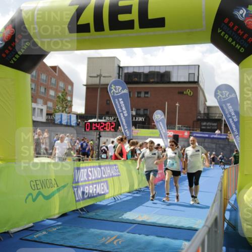 10.08.2025 - GEWOBA Citytriathlon Bremen H.Heesch http://msf.ph/oto/8538716 10.08.2025 11:45:39 Ziel 227 meine-sportfotos.de