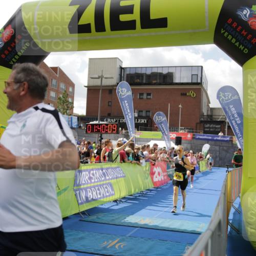 10.08.2025 - GEWOBA Citytriathlon Bremen H.Heesch http://msf.ph/oto/8538757 10.08.2025 11:43:46 Ziel 201 meine-sportfotos.de