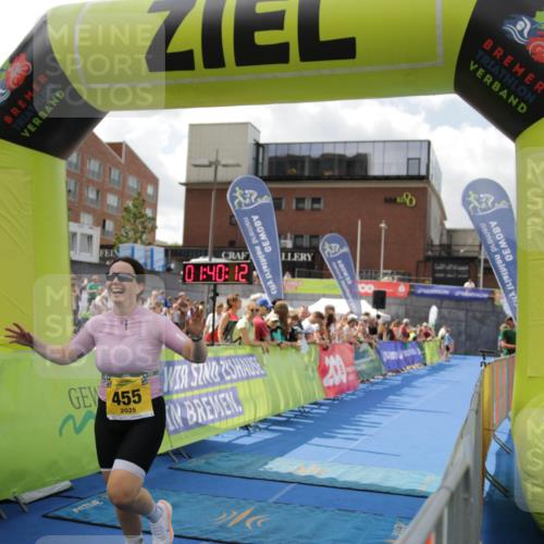 10.08.2025 - GEWOBA Citytriathlon Bremen H.Heesch http://msf.ph/oto/8538785 10.08.2025 11:43:49 Ziel 201, 455, 475 meine-sportfotos.de