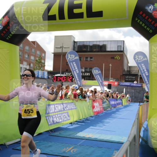 10.08.2025 - GEWOBA Citytriathlon Bremen H.Heesch http://msf.ph/oto/8538786 10.08.2025 11:43:49 Ziel 201, 455, 475 meine-sportfotos.de